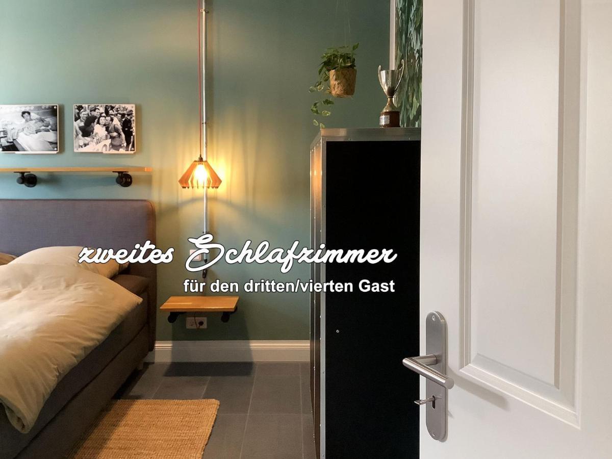 Komfortquartier, Mit 2 Schlafzimmern Apartment Oberhausen (North Rhine-Westphalia)
